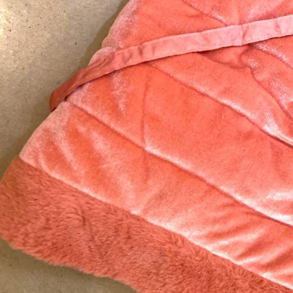 NWOT Nicole Miller vivid peach soft fuzzy fur vest with little purse size 3T - Picture 6 of 8